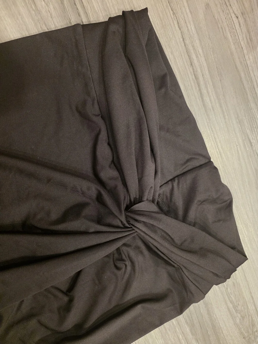 $150 Skims Swim Cover Up Sarong Skirt High Slit Nylon & spandex Size M